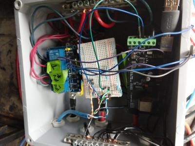 EVTV canDue connected to battery with CAN bus terminated with dual 120ohm resistors