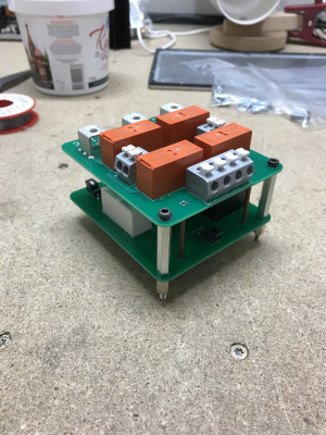 Board for 1/3-phase switching and 12V supply from 230Vac.