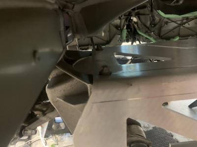 Rear Mount Top Bolting.jpg