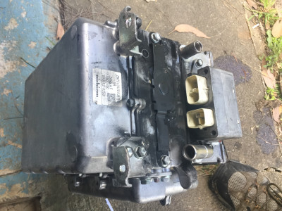 GS450h spare inverter converter charred .JPG