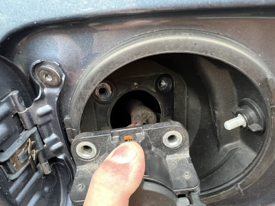 Toyota RAV4 2014 Charge Port: removal of J1772 port