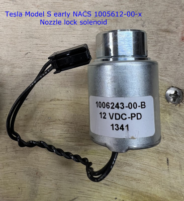 Telsla Model S early Charge Port: Nozzle lock solenoid.