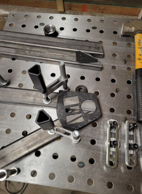 lower arm welding jigs.jpg