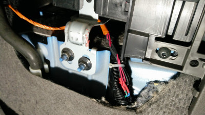 CANbus Splice, just below passenger cup holder