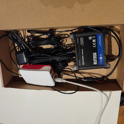 Rpi5_RUT956.jpg