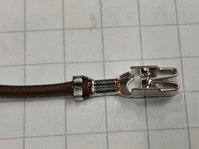 Mini fuse crimp1.jpg