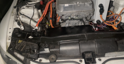 Engine Bay Vin -With leaf stack-02.png