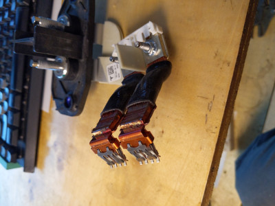 16214466548277475829813774427512.jpg (1.85 MiB) Viewed 19600 times Exposed HVDC contacts