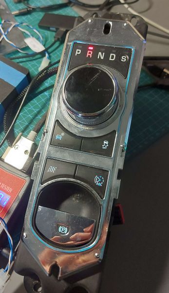 File:LR gear selector - gen 1.jpg